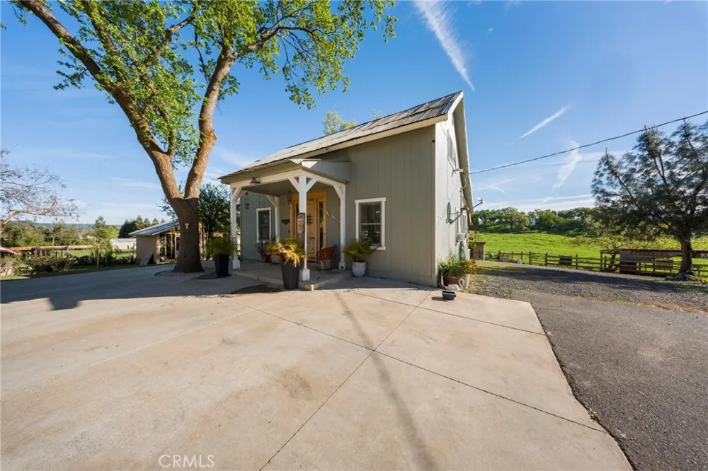 16561 Jacksonville Jamestown, CA 95327