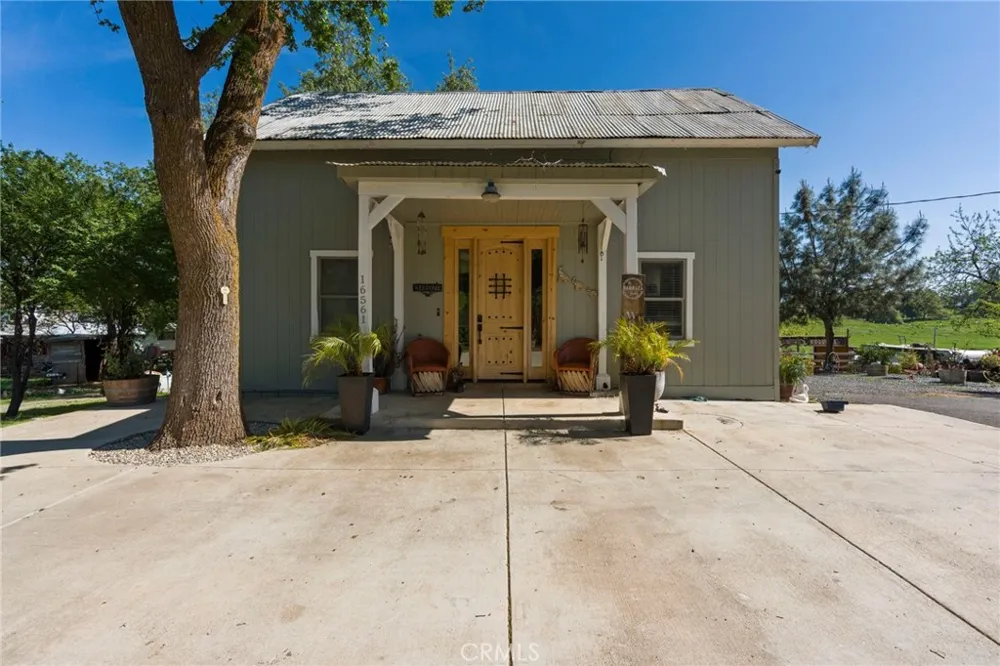 16561 Jacksonville Jamestown, CA 95327