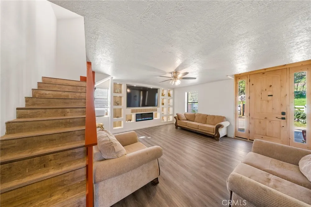 16561 Jacksonville Jamestown, CA 95327