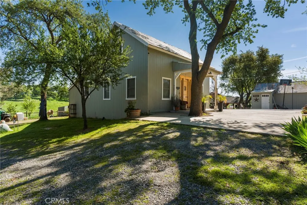 16561 Jacksonville Jamestown, CA 95327
