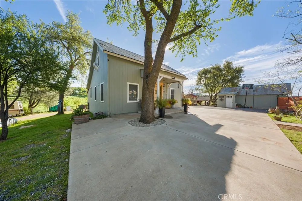 16561 Jacksonville Jamestown, CA 95327