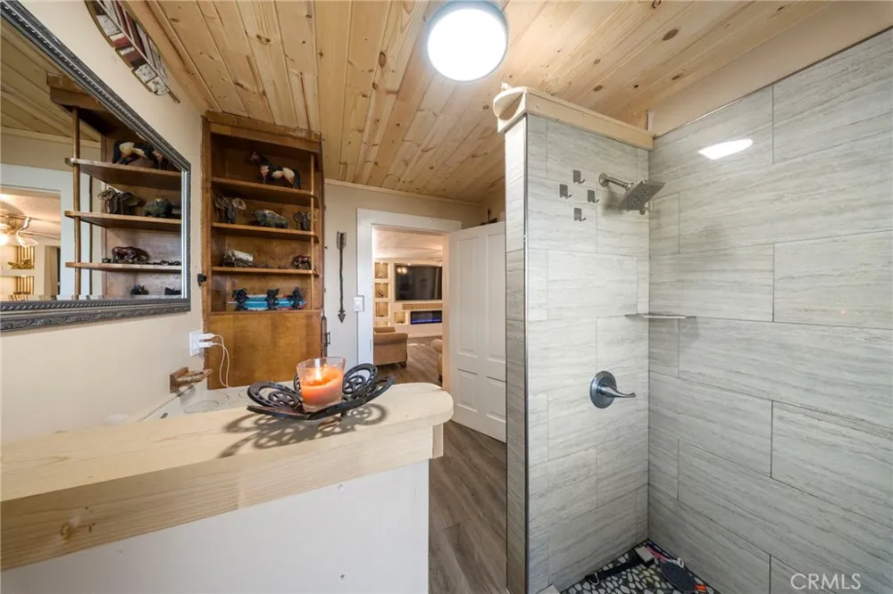 16561 Jacksonville Jamestown, CA 95327
