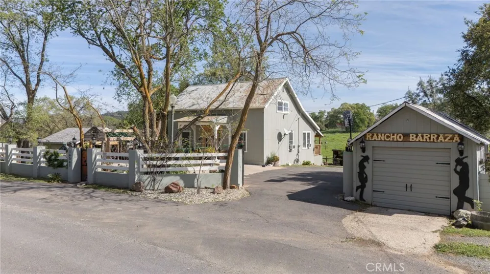 16561 Jacksonville Jamestown, CA 95327