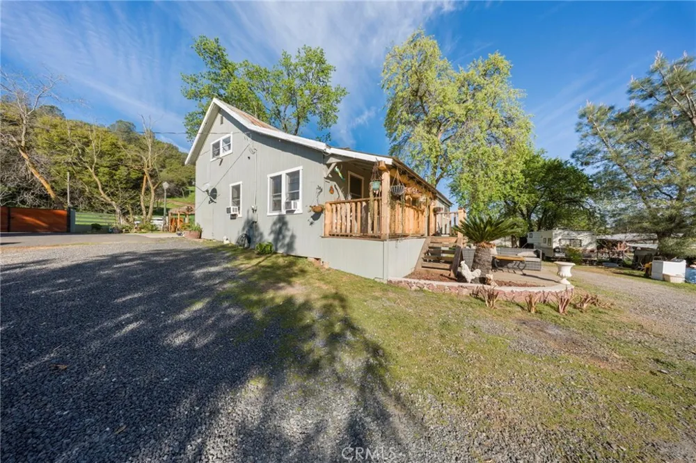 16561 Jacksonville Jamestown, CA 95327