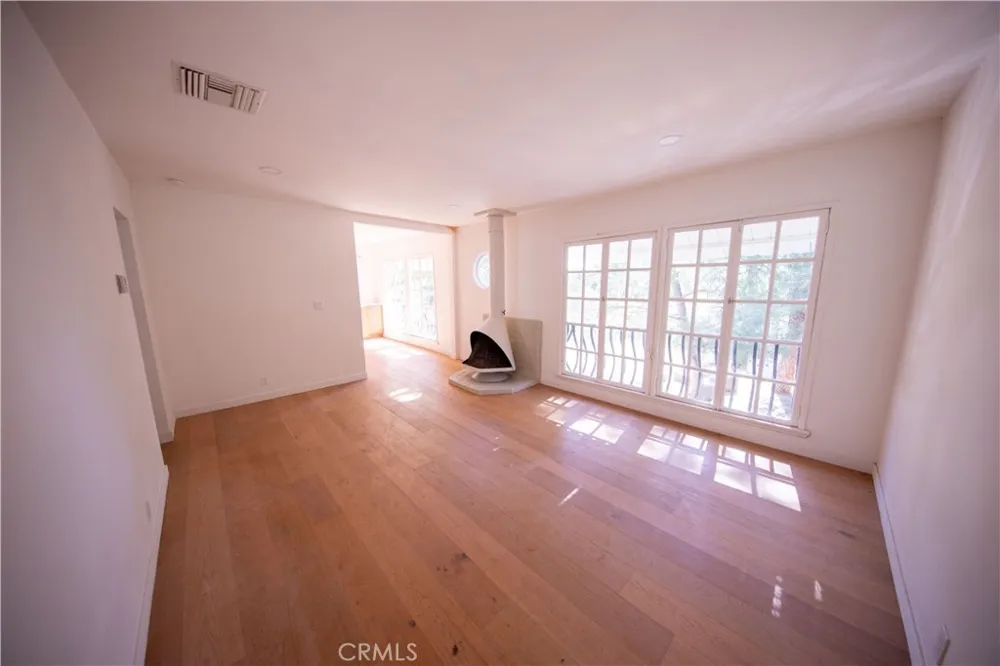 785 Skyland Sierra Madre, CA 91024