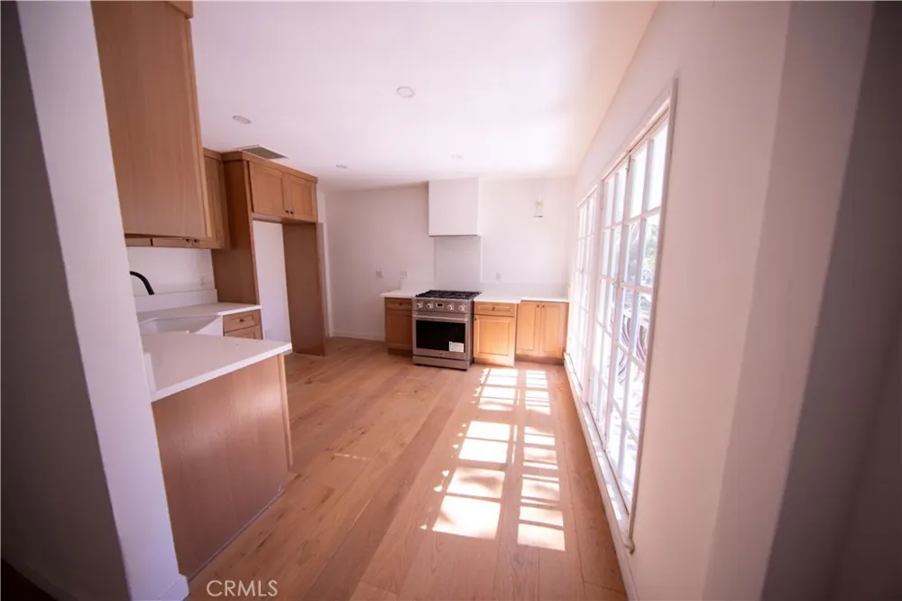 785 Skyland Sierra Madre, CA 91024