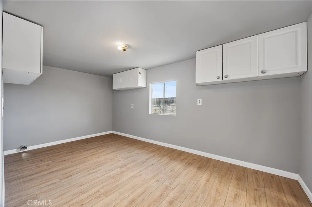 30751 Sharp Shafter, CA 93263
