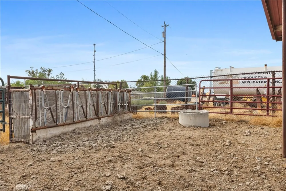 30751 Sharp Shafter, CA 93263