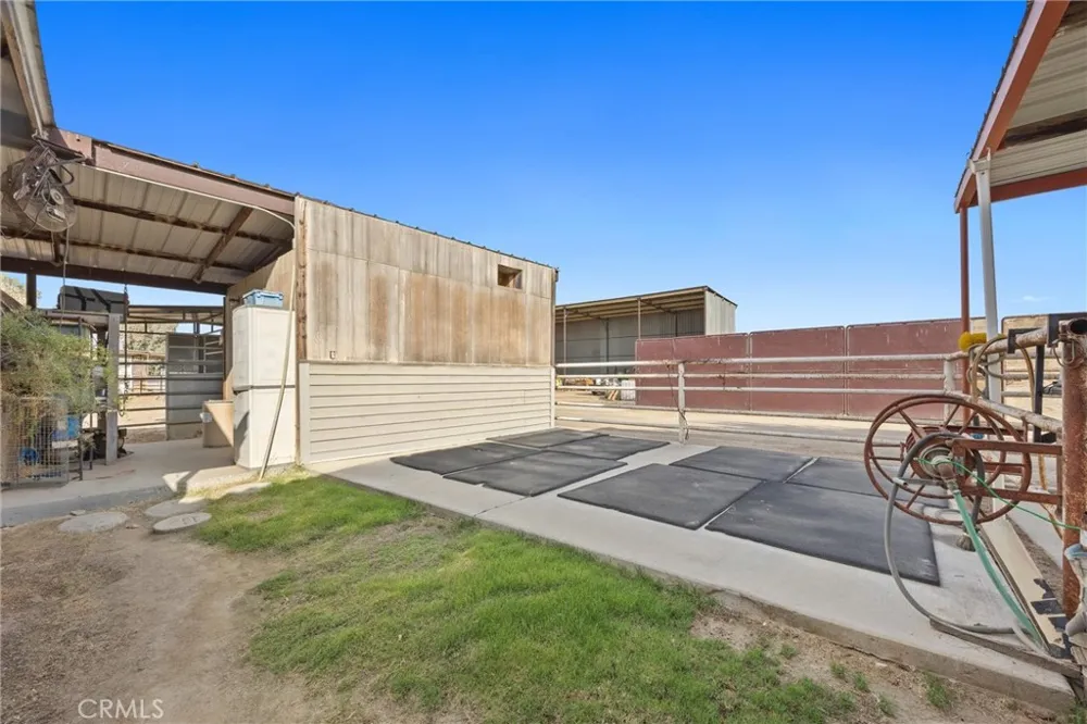 30751 Sharp Shafter, CA 93263