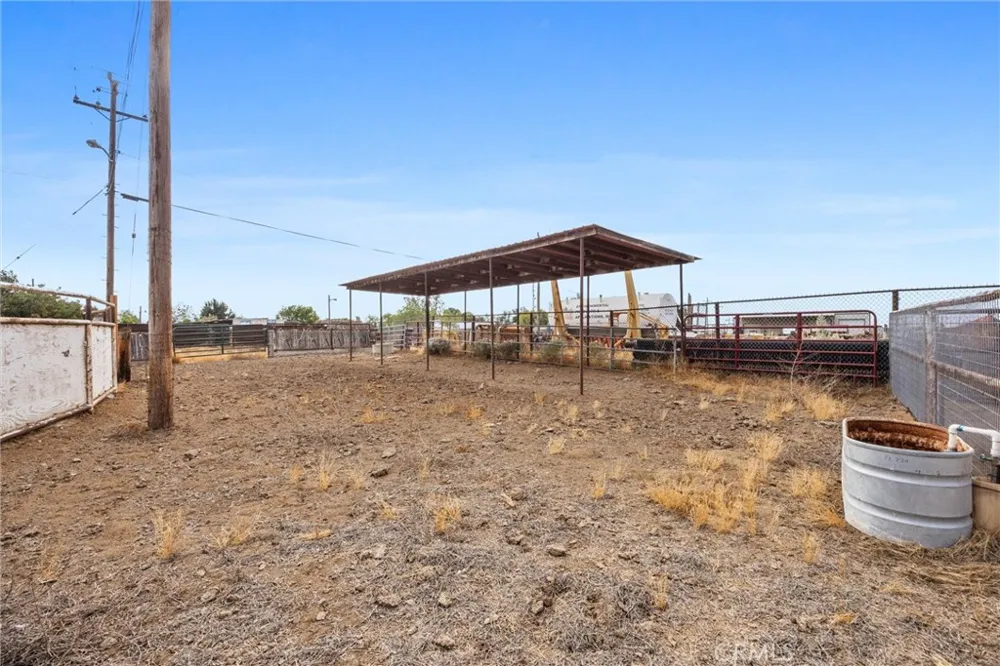 30751 Sharp Shafter, CA 93263