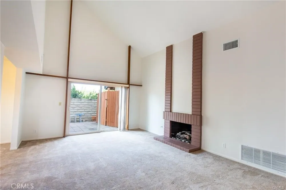 27601 Endeavor Street Agoura Hills, CA 91301