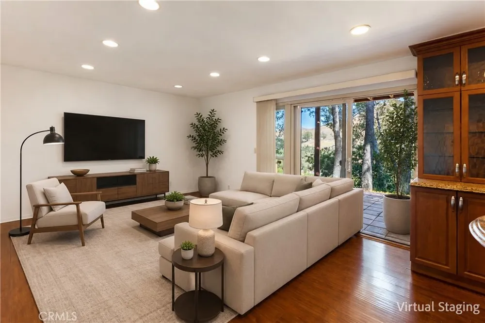 27601 Endeavor Street Agoura Hills, CA 91301