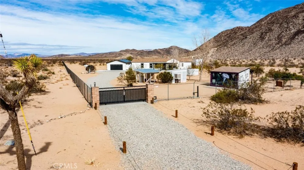 58770 Gerrie Lane Landers, CA 92285