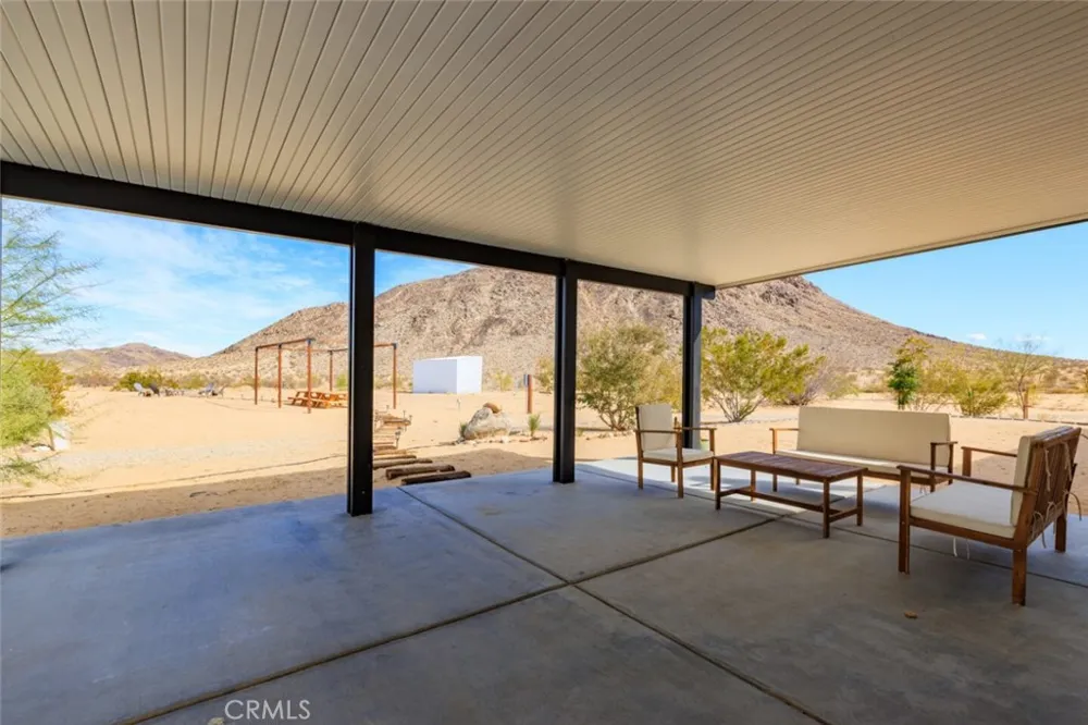 58770 Gerrie Lane Landers, CA 92285