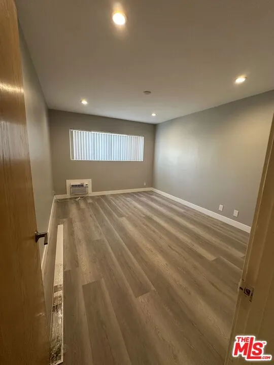 326 S Serrano Avenue #4 Los Angeles, CA 90020