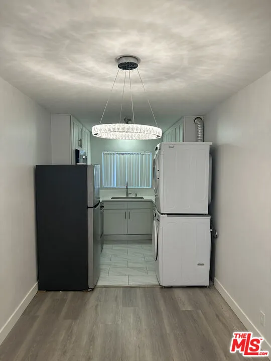 326 S Serrano Avenue #4 Los Angeles, CA 90020