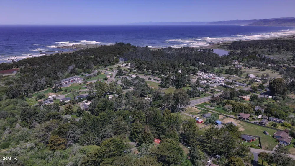23401 California Hwy 1 Fort Bragg, CA 95437