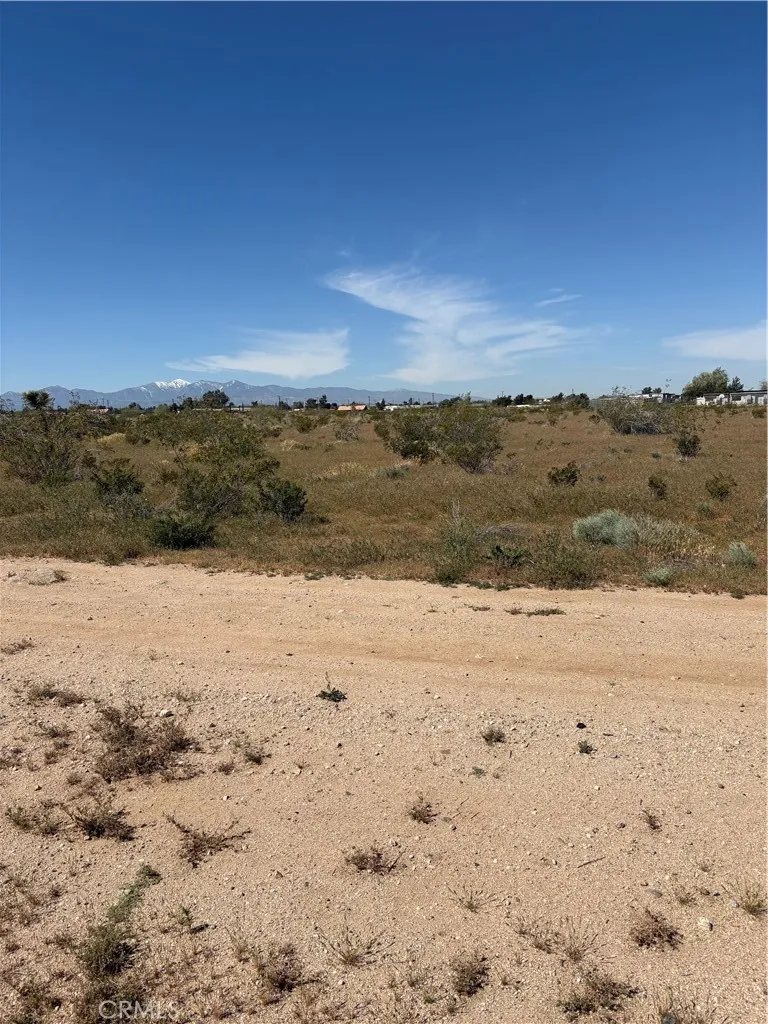Hesperia Road Hesperia, CA 92345