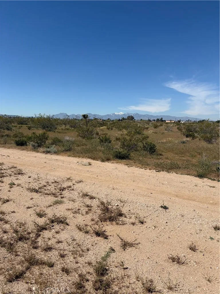 Hesperia Road Hesperia, CA 92345