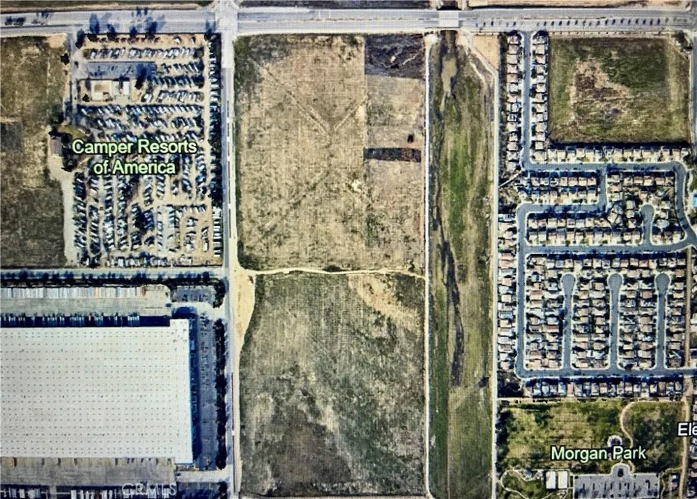 Redlands Ave Perris, CA 92571