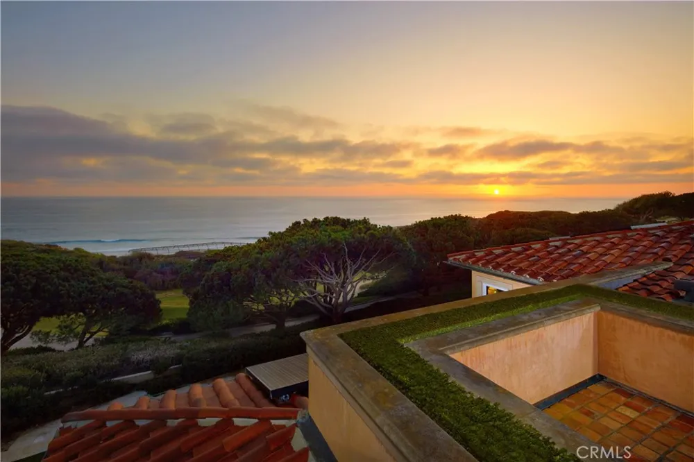 34 Pelican Point Newport Coast, CA 92657