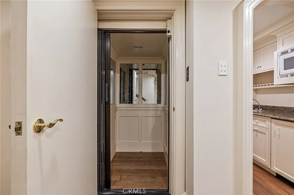 34 Pelican Point Newport Coast, CA 92657