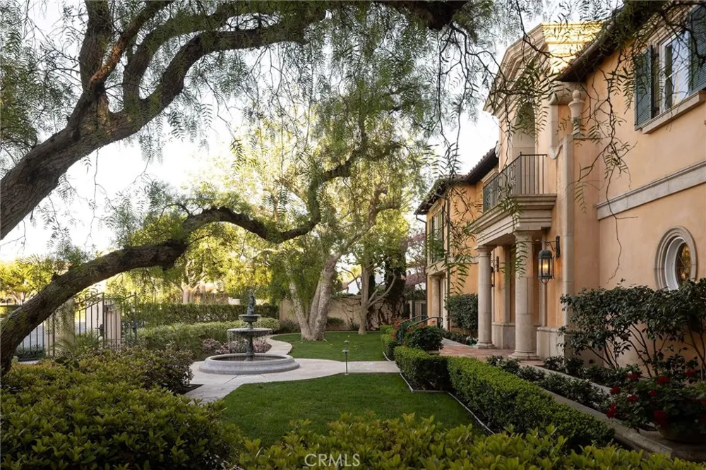 34 Pelican Point Newport Coast, CA 92657