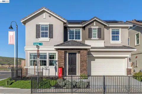 2413 Golden way