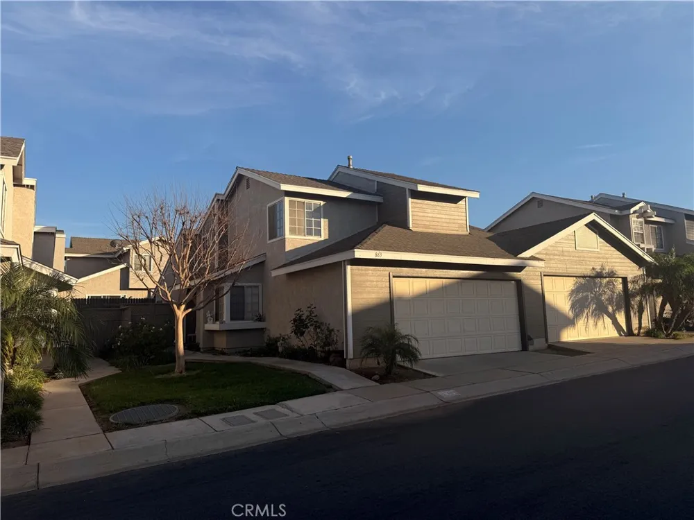 863 Encino Corona, CA 92882