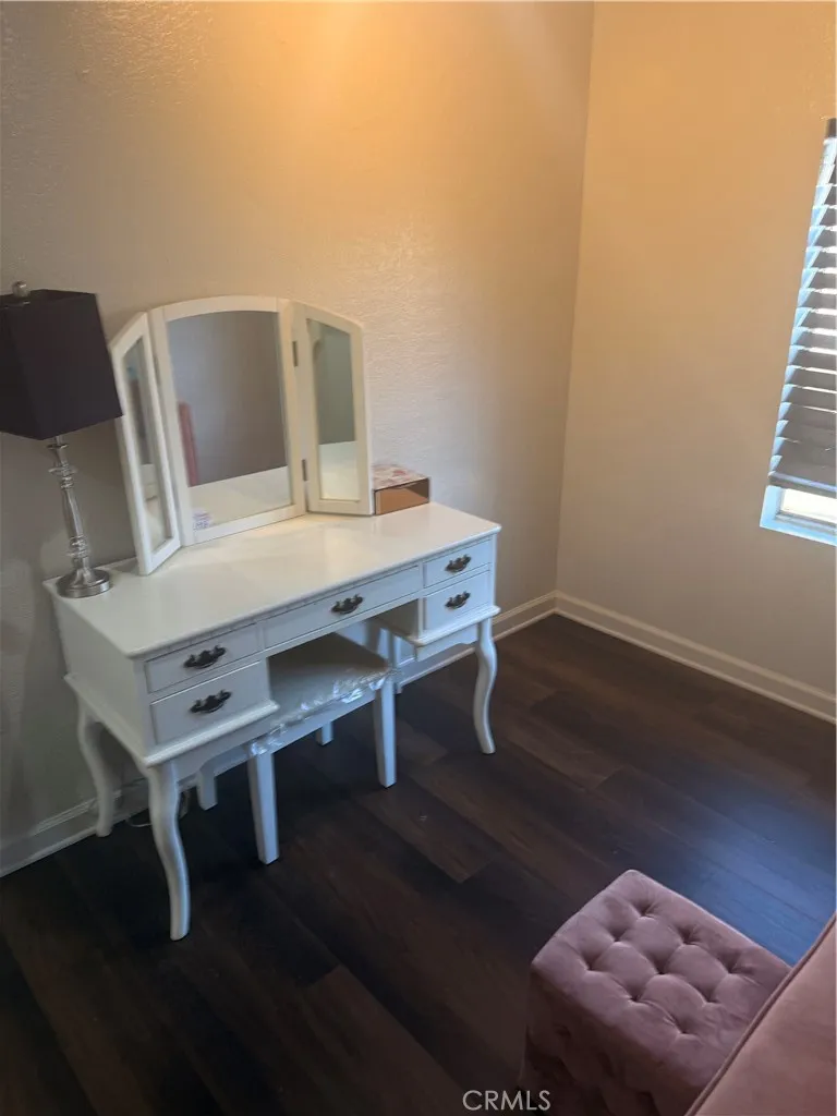 863 Encino Corona, CA 92882
