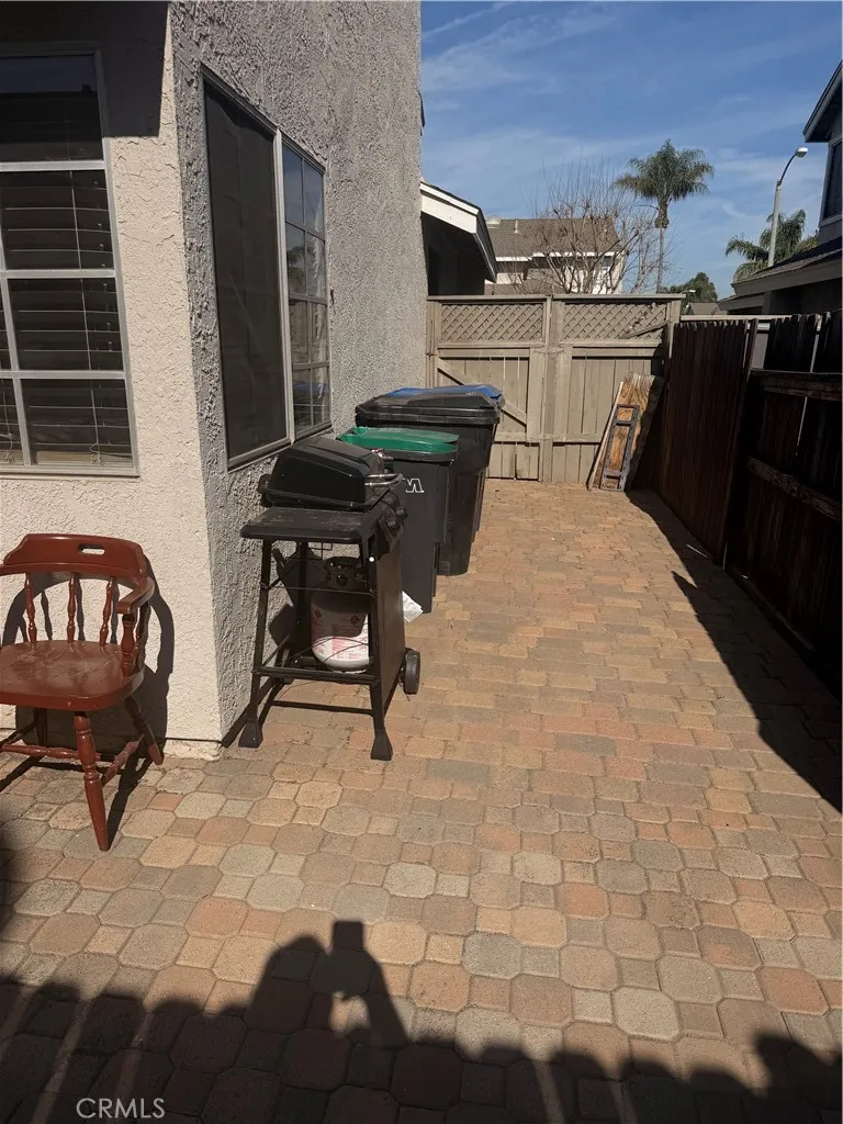 863 Encino Corona, CA 92882