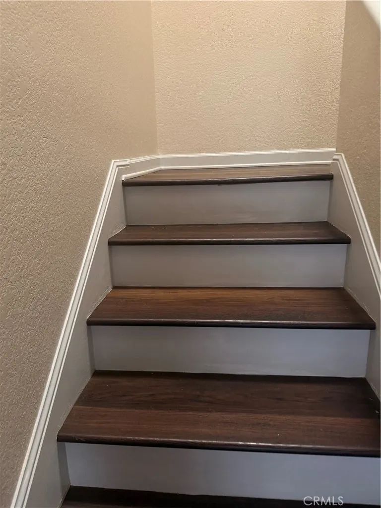 863 Encino Corona, CA 92882