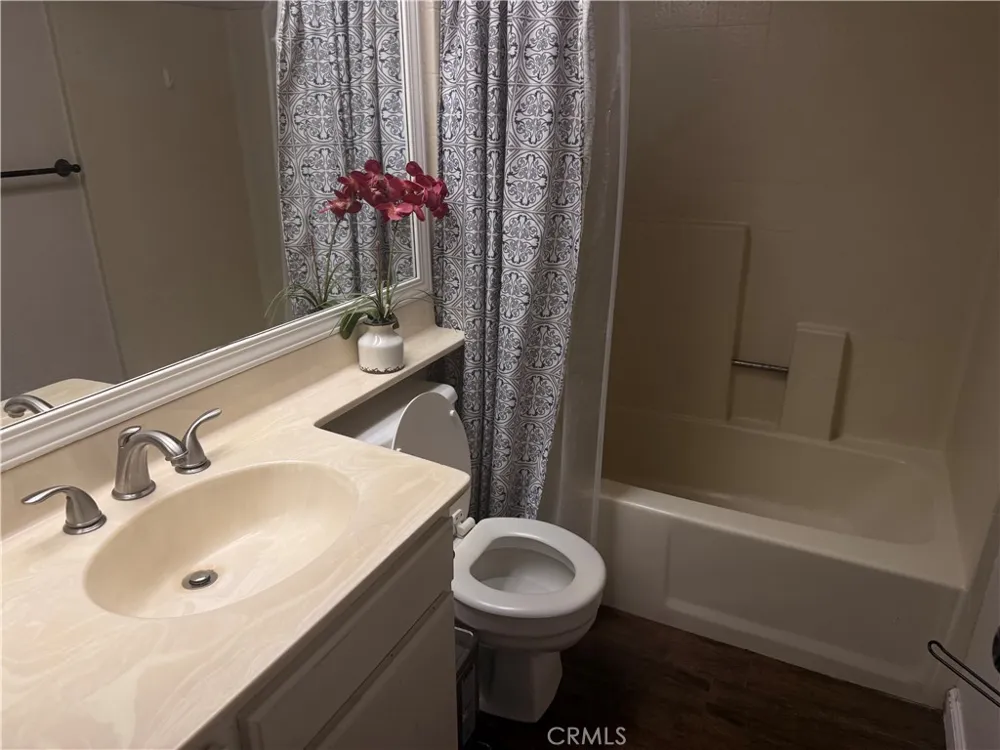 863 Encino Corona, CA 92882