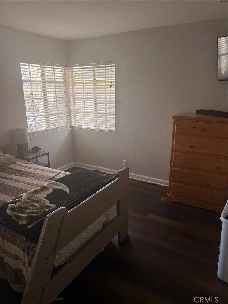 863 Encino Corona, CA 92882