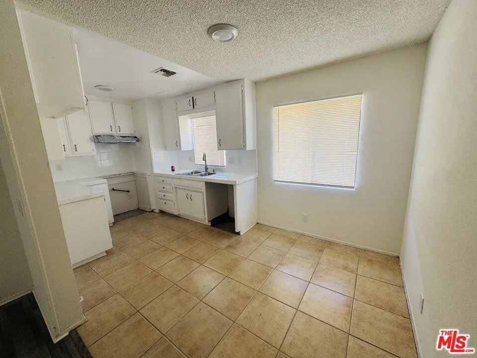 45119 Beech Avenue #A Lancaster, CA 93534