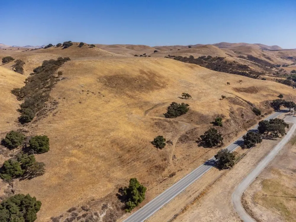 Airline Highway Tres Pinos, CA 95075
