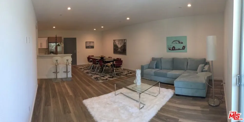 4600 Coldwater Canyon Avenue #205 Studio City, CA 91604