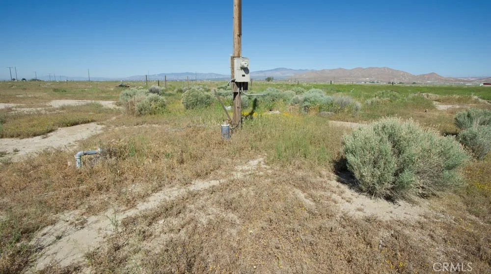 2011 67th W Rosamond, CA 93560