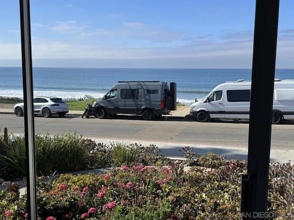 4933 Ocean Boulevard San Diego, CA 92109