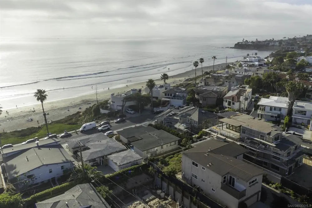 4933 Ocean Boulevard San Diego, CA 92109