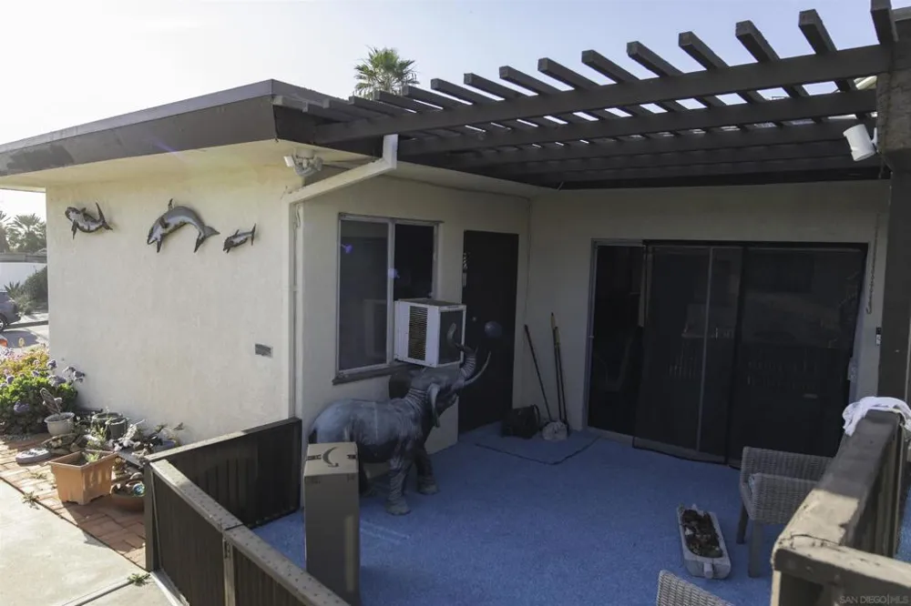 4933 Ocean Boulevard San Diego, CA 92109