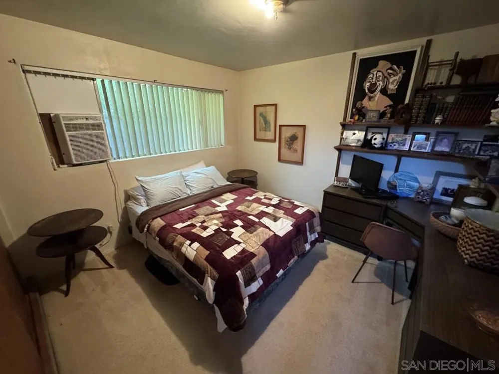 4933 Ocean Boulevard San Diego, CA 92109