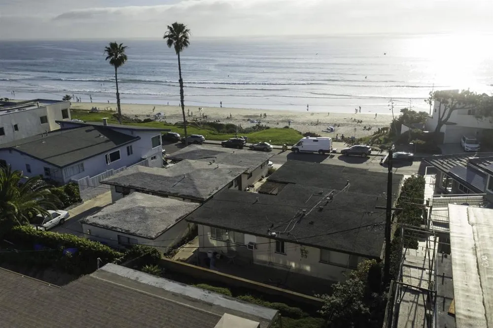 4933 Ocean Boulevard San Diego, CA 92109