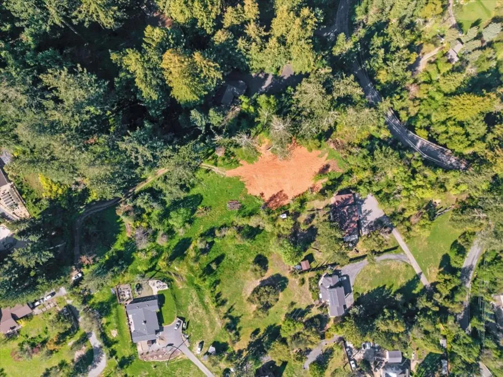 22065 Old Santa Cruz Highway Los Gatos, CA 95033
