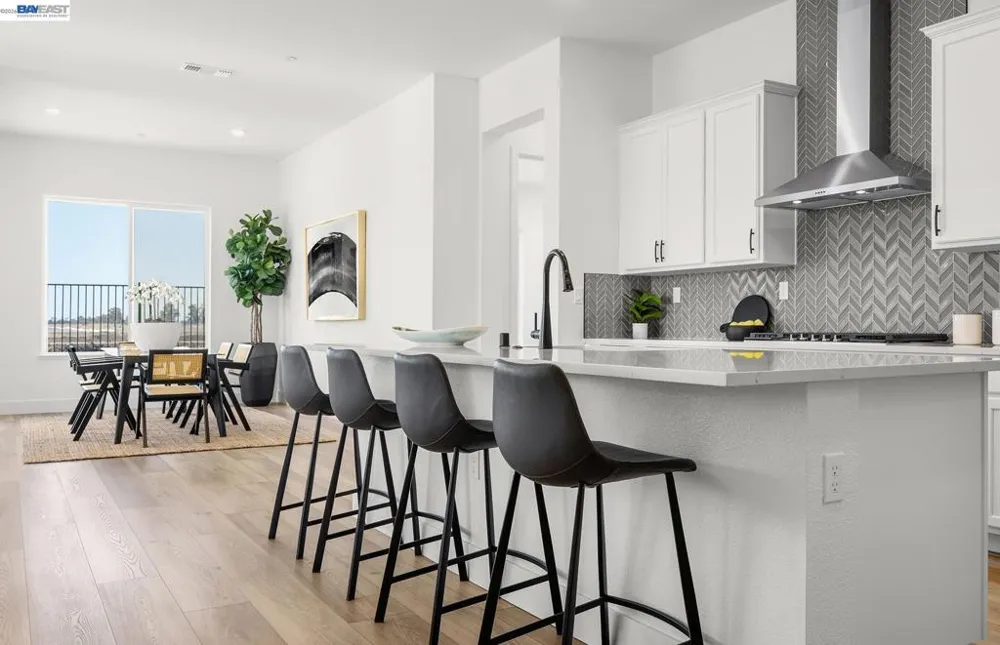 1037 Bradbury Dr Discovery Bay, CA 94505