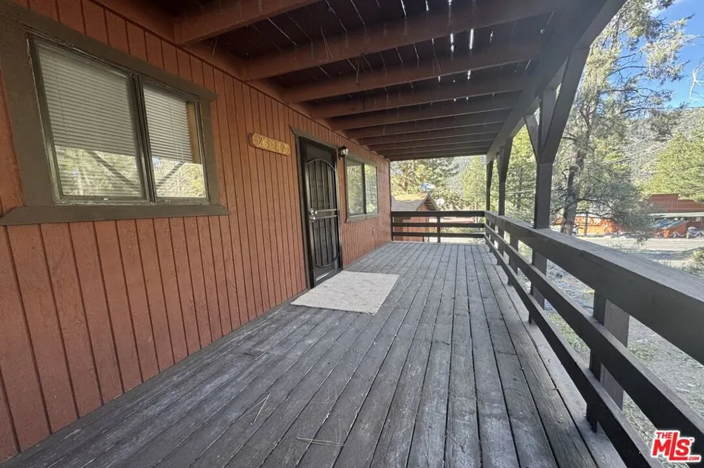 2317 Maplewood Way Pine Mountain Club, CA 93222