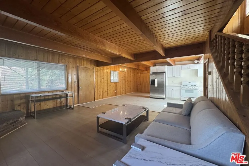2317 Maplewood Way Pine Mountain Club, CA 93222