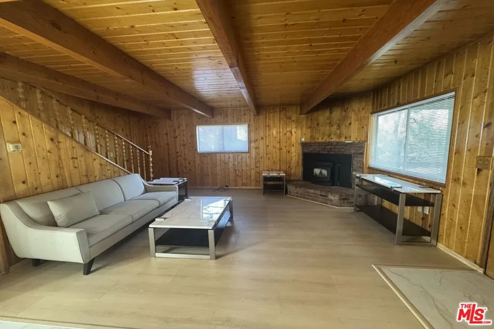 2317 Maplewood Way Pine Mountain Club, CA 93222