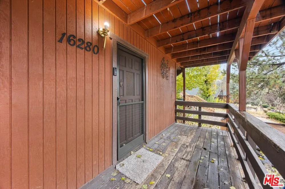 2317 Maplewood Way Pine Mountain Club, CA 93222