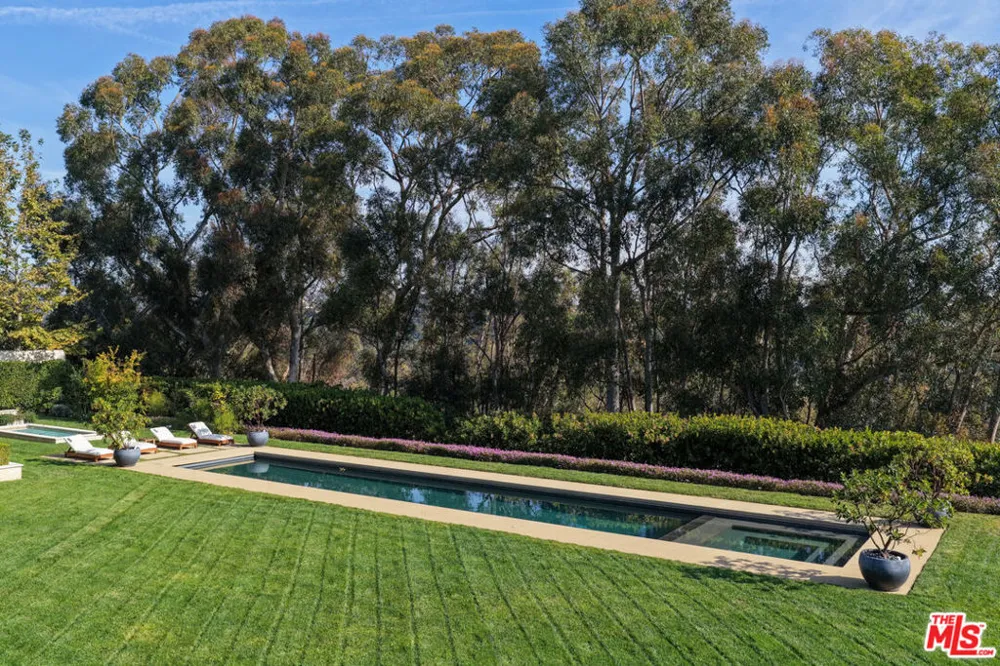 652 Chautauqua Boulevard Pacific Palisades, CA 90272
